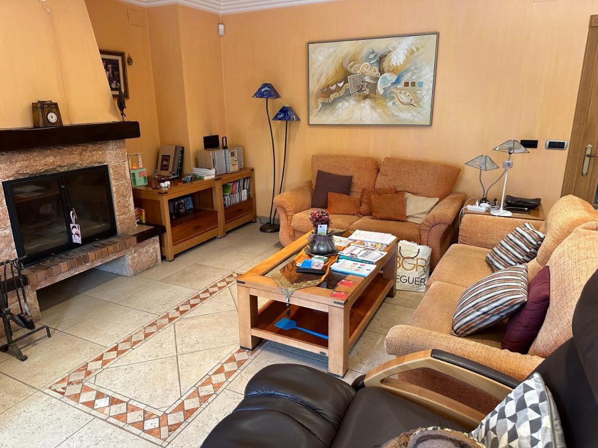 Casa Unifamiliar. Av. Guardia Civil, 54. 46691 VALLADA Exterior foto