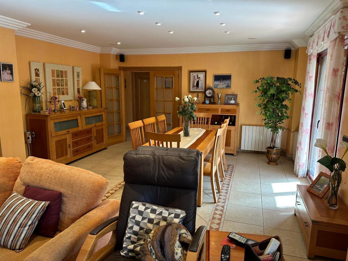 Casa Unifamiliar. Av. Guardia Civil, 54. 46691 VALLADA Exterior foto
