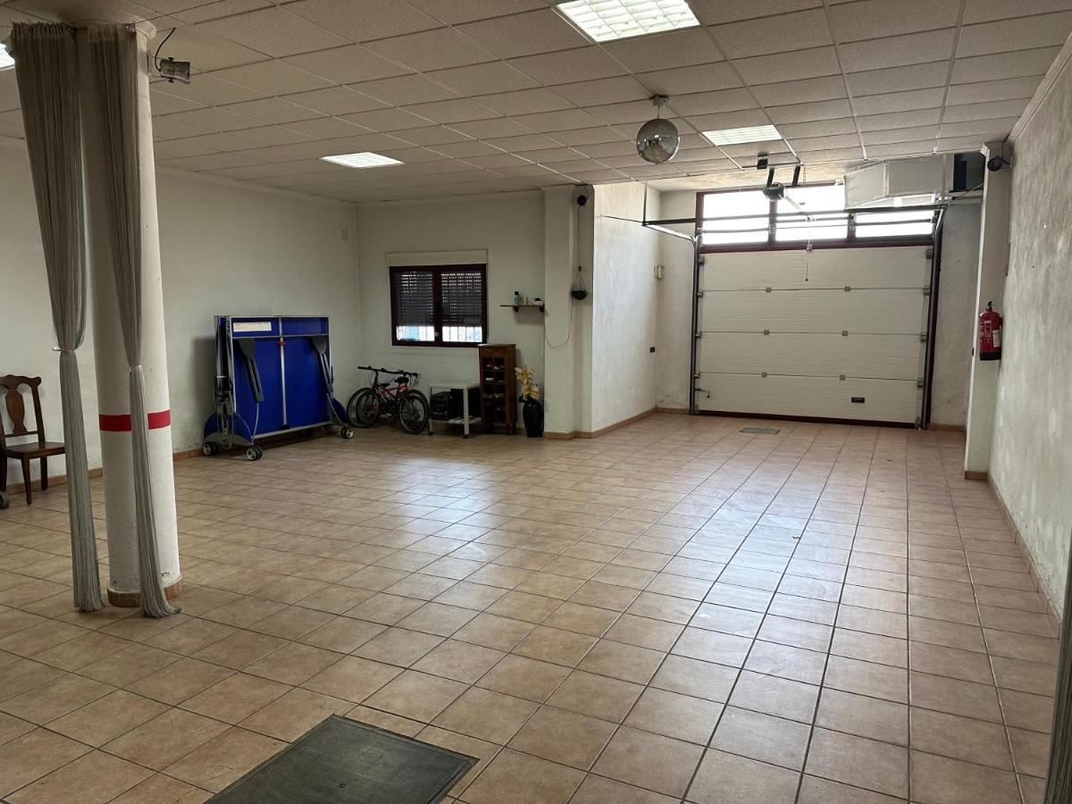 Casa Unifamiliar. Av. Guardia Civil, 54. 46691 VALLADA Exterior foto