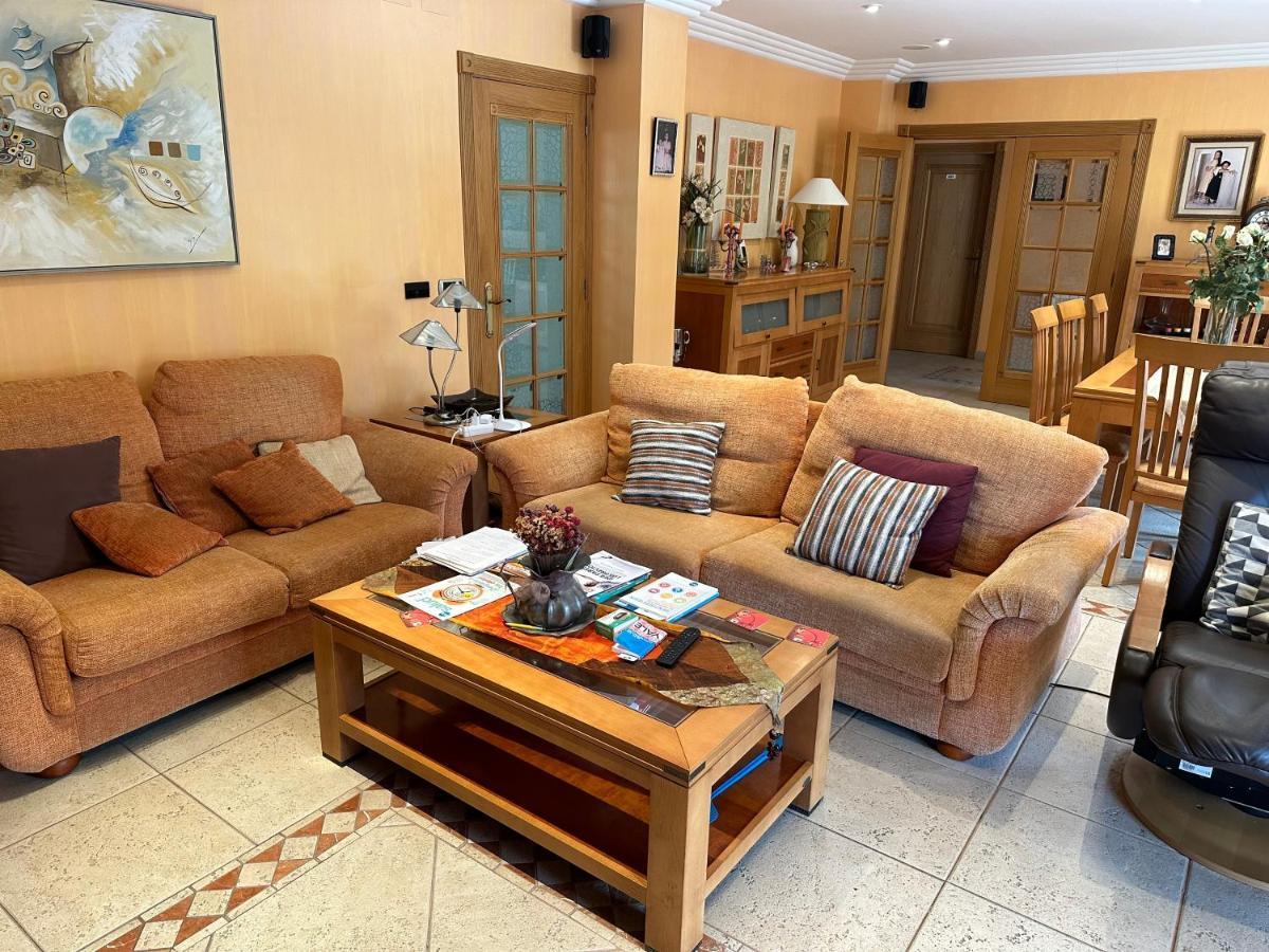 Casa Unifamiliar. Av. Guardia Civil, 54. 46691 VALLADA Exterior foto